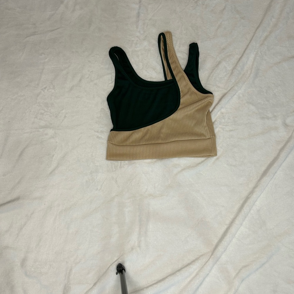 SHEIN Black and Tan Ribbed Sports Bra